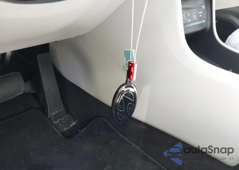 2025 Hyundai Tucson Limited z USA, uszkodzony, nr VIN 5NMJECDEXSH457494